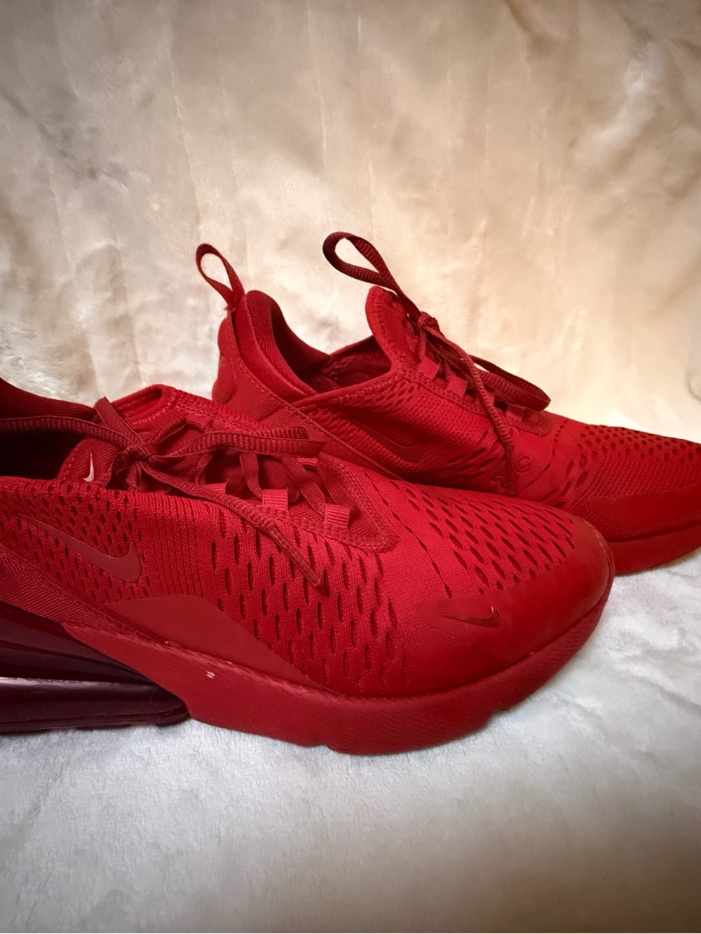 Nike Men's All-Red Lightweight Running Sneakers